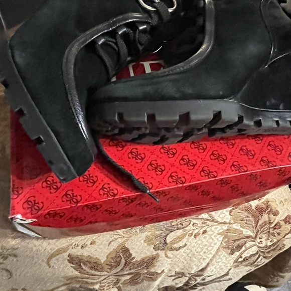 Suede Guess Boots - Picture 3 of 4